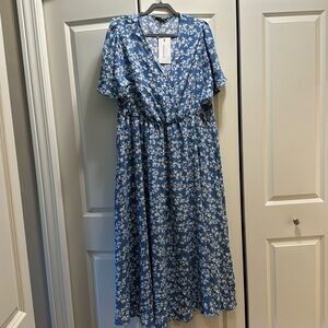 NWT Plus size floral dress